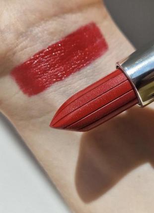 Великолепная красная кремовая насыщенная помада kiko milano fruit explosion