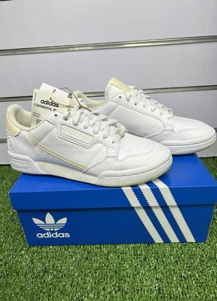 Оригінальні кросівки adidas 38 розмір