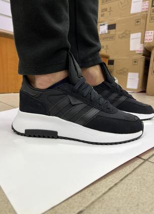 Оригінальні кросівки adidas 42 розмір