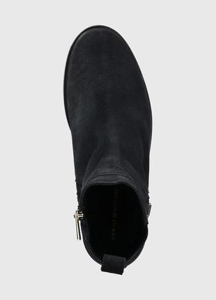 Замшевые ботинки tommy hilfiger th essentials flat boot fw0fw067404 фото