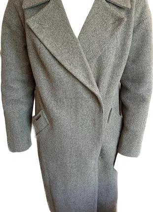 Продам базовое демисезонное женское плотное пальто