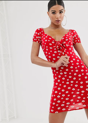 Літнє плаття в ромашках prettylittlething