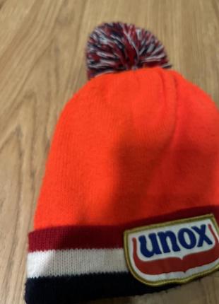 Стильная шапка unox2 фото
