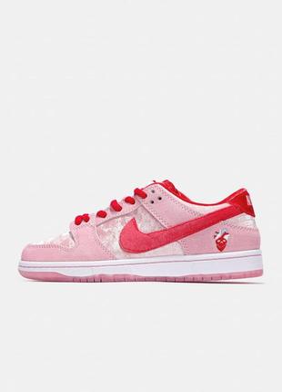 Кроссовки strangelove x nike sb dunk low valentine's day