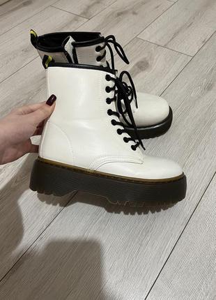 Обувь в стиле dr martens
