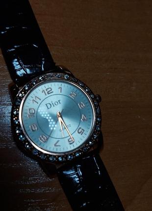 Супер годинник:бренду dior