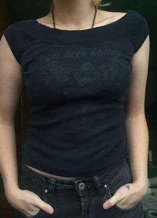 Чорна футболка-майка із принтом крил