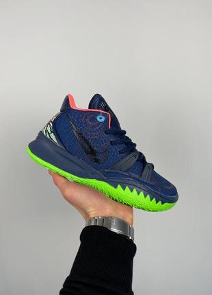 Кросівки nike kyrie 7 anime cq9327-4011 фото