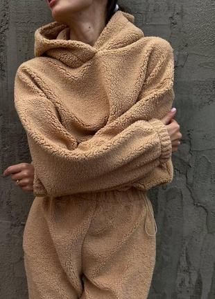 Мʼякий плюшевий жіночий костюм тедді мішка стильний оверсайз трендовий комплект худі і штани теплий зимовий6 фото