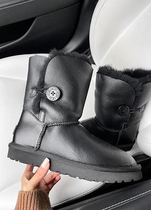 Ugg black leather ❄️❄️❄️