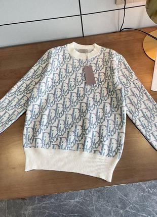 Светрик у стилі dior