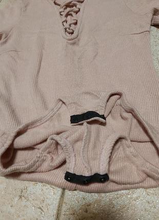 Женский боди-голота с чокером и шнуровкой на груди, снизу кнопки розовый8 фото