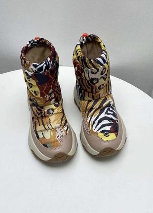 Дизайнерське взуття uin дутики