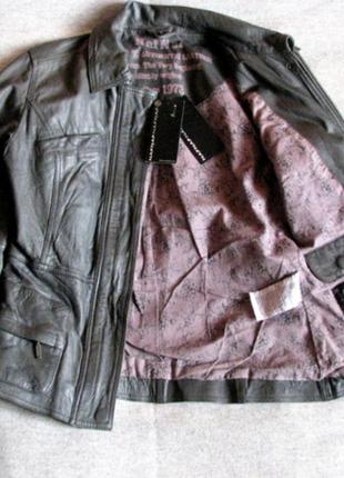 Стильная винтажная куртка naf-naf из натуральной кожи цвета серый металлик3 фото