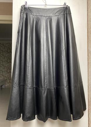 Юбка миди из экокожи, юбка а-силуэт, пышная юбка из качественного заменителя кожи.8 фото