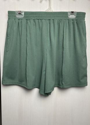 Трикотажные шорты, шортики в рубчик