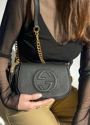 Жіноча сумка з зернистої еко шкіри на ланцюжку стильна модель бренда gucci blondie3 фото