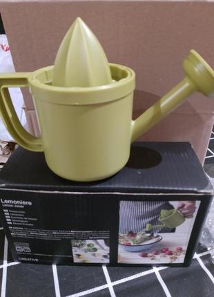 Соковичавниця ручна у формі лійки (lemon juicer)6 фото