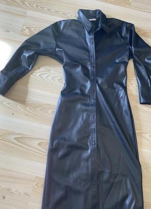 Новое крутое чёрное платье из эко кожи zara 44-46 р5 фото