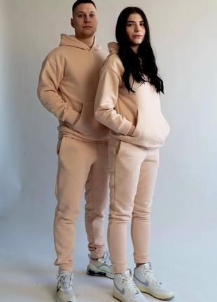 Жіночий спортивний костюм в розмірі xs, s, m, xl