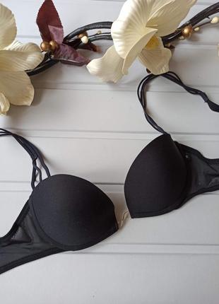 Классный гладкий бюстгальтер с пуш-ап и силиконовым мостиком 80а