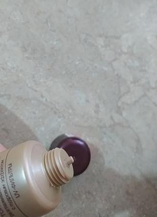 Тональний крем, тоналка кашемир ефект