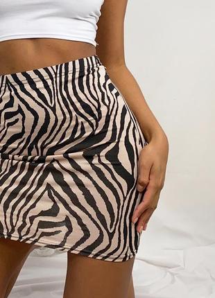 Базовая мини юбка принт зебра prettylittlething размер s 444 фото