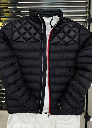 Куртка в стилі moncler