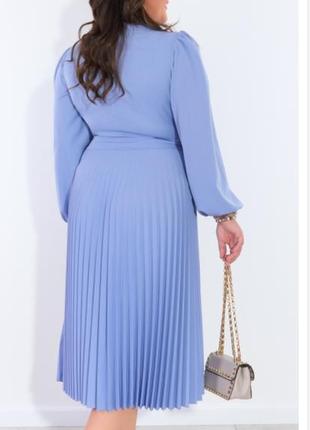 Нарядное голубое платье