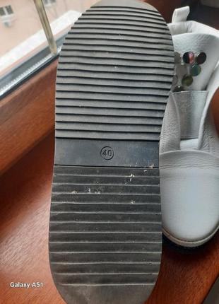 Ботинки с декором 3