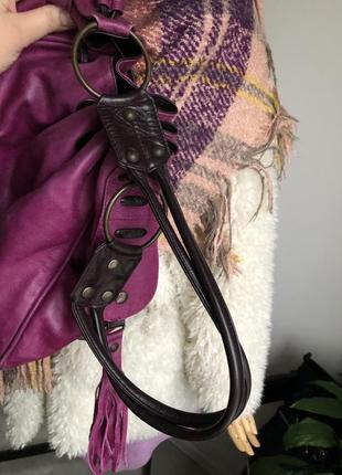 Фиолетовая кожаная сумка мешок8 фото