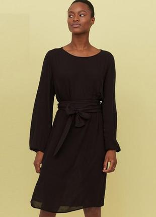 Оригинальное платье с поясом от бренда h&m 0760214002 разм. 34