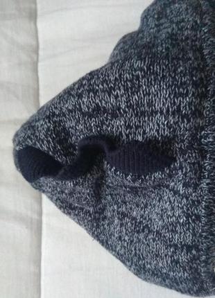Теплая кофта ,свитер с дракошей nutmeg8 фото