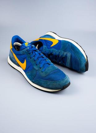 Nike internationalist court blue