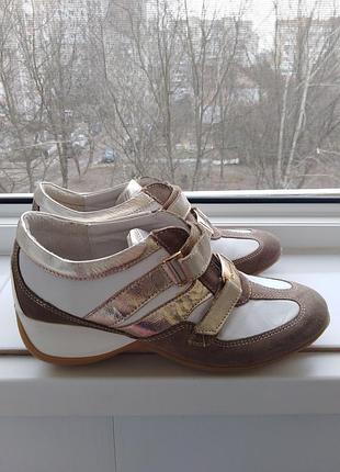 Кожаные сникерсы на танкетке lemondry.