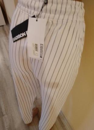 Утепленные брюки спортивного кроя missguided+ подарок спортивные штаны.6 фото