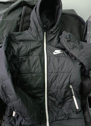 Куртка утеплена зимова спортсерiя nike m nsw syn fill jkt hd fz art.bv4683-010, розмір м3 фото