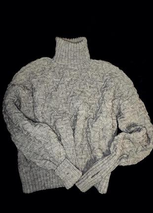 Вязаный свитер оверсайз