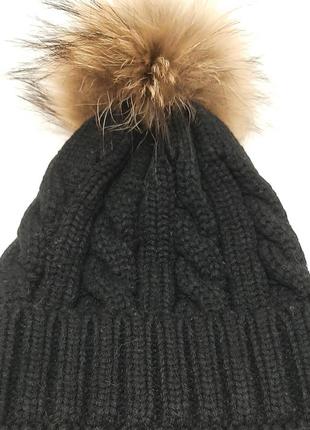 Зимняя шапка с меховым помпоном2 фото