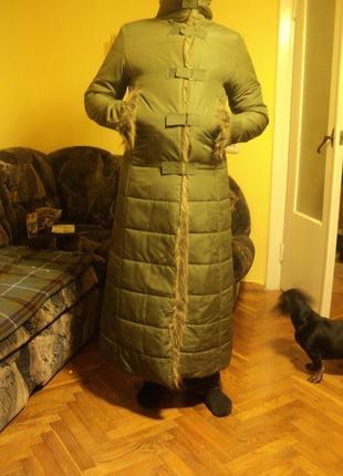 Длинное пальто куртка парка с меховым капюшоном3 фото