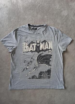 Брендова футболка batman.
