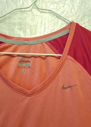 Розовая спортивная футболка фирмы nike dri-fit2 фото