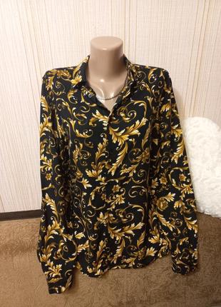 Новая! нереально крута стильна блуза в принт з орнаментом  в стиле версаче1 фото