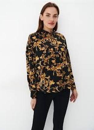 Новая! нереально крута стильна блуза в принт з орнаментом  в стиле версаче2 фото
