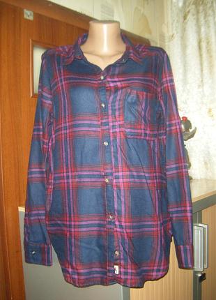 Трендовая рубашка в клетку, размер м
