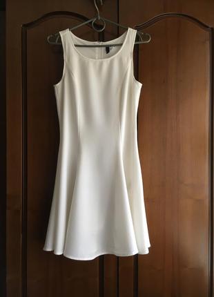 Белое платье до колен h&m1 фото
