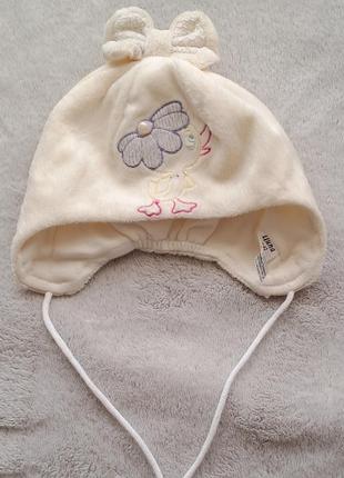 Плюшевая детская шапочка с завязками, чепчик, шапочка палка, шапка для новорожденных, шапка для девочки с бантиком на завязках