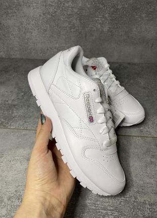 Кросівки жіночі reebok classic leather шкіряні. оригінал