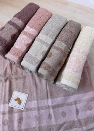 Набор махровых полотенец хорошего качества4 фото