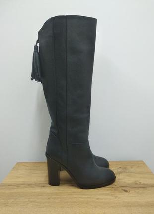 Zara черные кожаные высокие сапоги ботфорды ботинки ботильоны с кисточками на высоком...